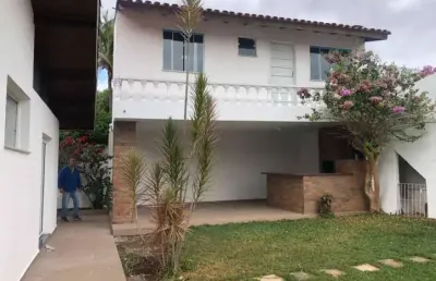 Oportunidade casa térrea reformada localizada na região da lucas