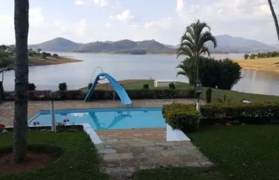 Venda de sítio exclusivo em piracaia-sp: 30.000m² - acesso à represa, pé na água!
