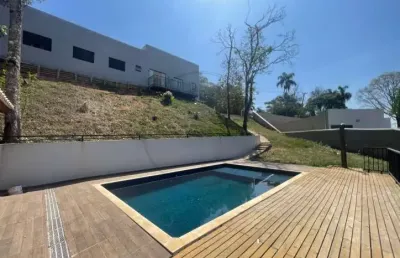 Chácara à venda em mairiporã-sp, terra preta: 3 quartos, 1 suíte, 2 salas, 3 banheiros, 4 vagas, 94m² de área!