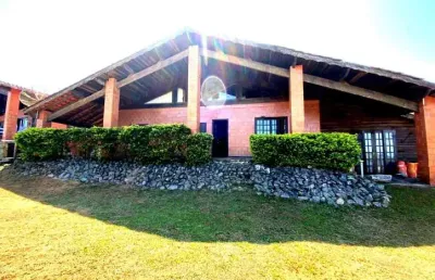 Casa de campo em condomínio à venda em piracaia-sp -  3 quartos, 1 suíte