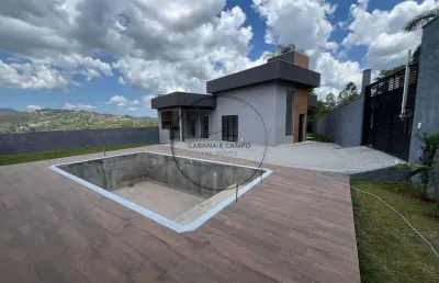 Chácara nova com arquitetura moderna e muito sossego no bairro jundiaizinho