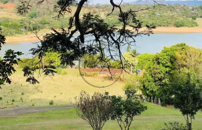 Sítio na represa e pé na água com preço imperdível - joanópolis