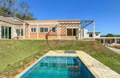 Casa térrea recém construída - condomínio riviera do jaguari/piracaia
