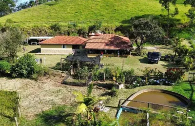 Chácara / sítio com 3 quartos à venda na Rua Álvaro Costa, 200, Zona Rural, Joanópolis