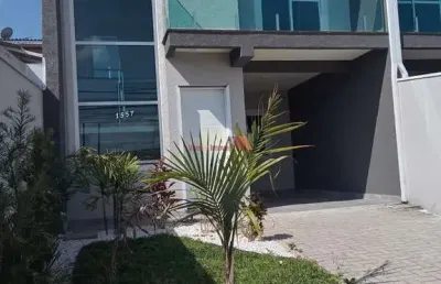 Belíssimo sobrado alto padrão com amplo terreno e edícula no bairro iguaçu, araucária!