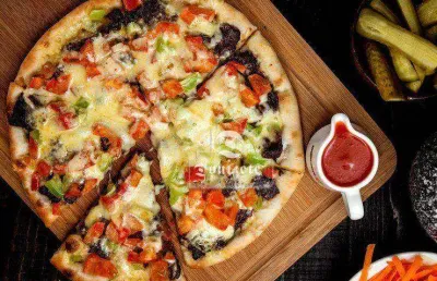 Vende pizzaria de alto padrão em avenida principal com muito movimento.