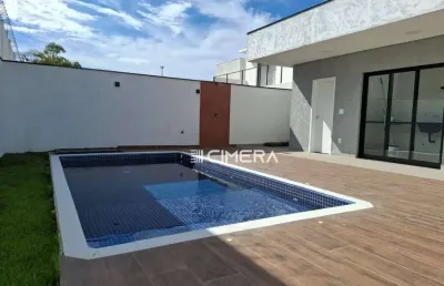 Venda de casa assobradada com 3 suítes e piscina - condomínio residencial flores