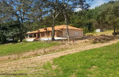Sítio espetacular à venda com múltiplas construções em itu