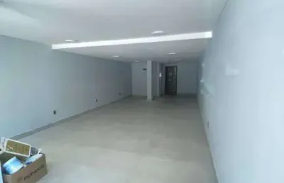 Ponto comercial/loja/box para aluguel e venda tem 58 metros quadrados