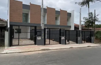 Casa com 3 quartos à venda no Iririú, Joinville 