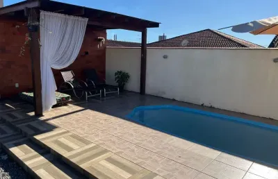 À venda: casa no bairro aventureiro com 190 m², piscina , área de festas