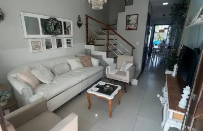 Casa com 2 quartos à venda na Rua Tuiuti, Aventureiro, Joinville