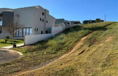 Viva em harmonia com a natureza no condomínio vale das águas em bragança paulista