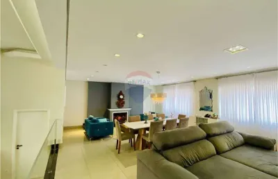 Descubra a casa dos seus sonhos: três suítes, acabamento impecável e localização privilegiada