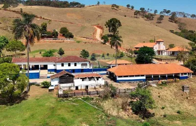 Chácara / sítio com 6 quartos à venda na Zona Rural, Camanducaia 