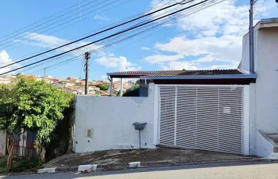 Casa com 3 quartos à venda na Rua Goiás, 573, Parque dos Estados, Bragança Paulista