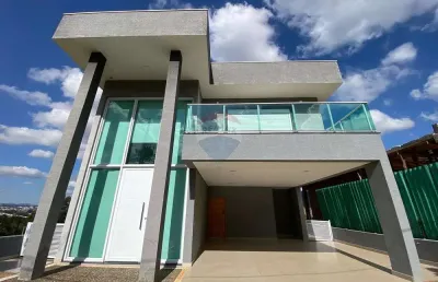 Casa para locação 4 suítes, em condominio, semi mobiliada.