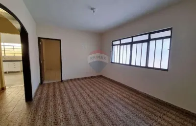 Casa para locação no jardim são cristóvão – bragança paulista – r$ 3.000,00