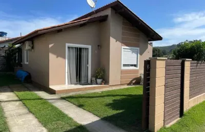 Casa para venda em garopaba, encantada, 2 dormitórios, 1 suíte, 2 banheiros, 2 vagas