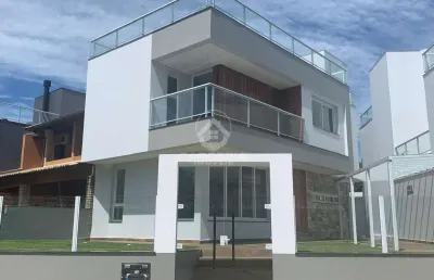 Casa para venda em garopaba, morrinhos, 3 dormitórios, 1 suíte, 2 banheiros, 1 vaga