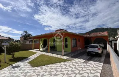 Casa para venda em garopaba, gamboa, 2 dormitórios, 1 suíte, 3 banheiros, 2 vagas