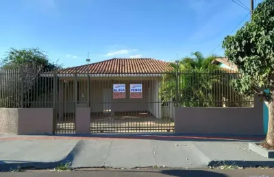 Casa com 3 quartos à venda na Rua Alemanha, Igapó, Londrina