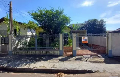 Casa com 3 quartos à venda na Rua Romênia, Igapó, Londrina
