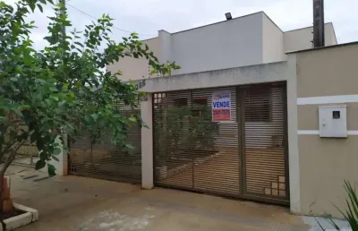 Casa com 3 quartos à venda na rua victório gavetti, monte carlo, londrina por r$ 450.000