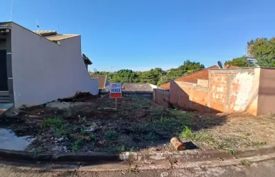 Terreno à venda na Rua Maria Dolores Euzébio de Aquino, Jardim Neman Sahyun, Londrina