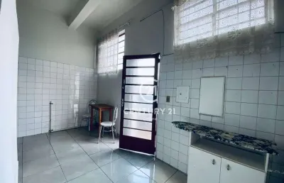 Kitnet mobiliada para locação no centro em botucatu sp