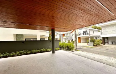 Casa com 3 quartos à venda na vila nova, joinville  por r$ 2.200.000