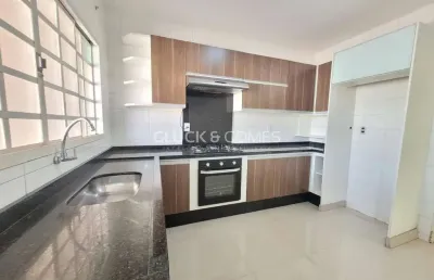 Casa com 2 quartos para alugar na rua jose antônio gorla, 36, jardim continental, londrina por r$ 2.500