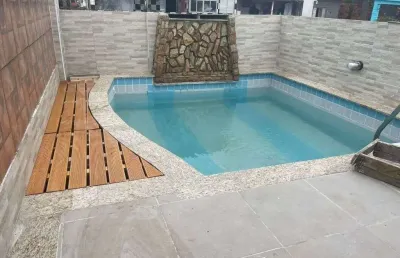Casa com 2 dormitórios à venda por r$ 300.000,00 - vila jockei clube - são vicente/sp