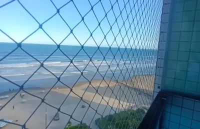 Apartamento 02 dormitórios com lazer no caiçara totalmente frente mar
