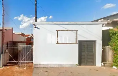 Casa com 2 quartos à venda na Rua Prudente de Moraes, Centro, Mirassol
