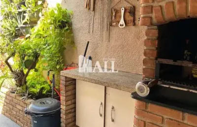Casa com 3 quartos à venda na Rua Wilson Camarin, Conjunto Habitacional Costa do Sol, São José do Rio Preto