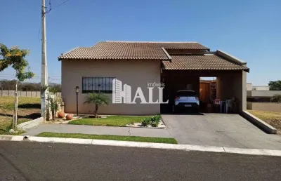 Casa em condomínio fechado com 3 quartos à venda na Rod. Transbrasiliana, Centro, Bady Bassitt