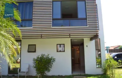 Casa duplex,  92m², no porto das dunas, próximo da praia
