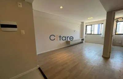 Apartamento com 2 quartos à venda na historiador guarino alves, 100, praia de iracema, fortaleza por r$ 500.000