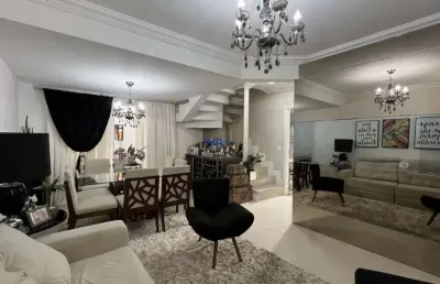 Casa em condomínio fechado com 3 quartos à venda na rua major theolindo ferreira ribas, 2344, hauer, curitiba por r$ 799.000