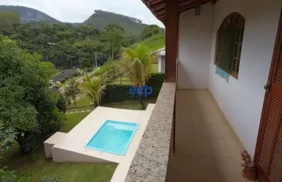 Casa em condomínio fechado com 4 quartos à venda na alegria, 1, sebastiana, teresópolis por r$ 630.000