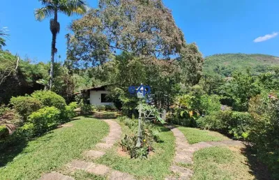Casa com 4 quartos à venda na nelson silva, 596, carangola, petrópolis por r$ 1.150.000