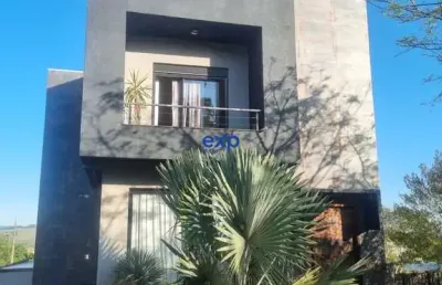 Casa em condomínio fechado com 3 quartos à venda na rua joão silvio de lara machado, 2, jardim carvalho, ponta grossa por r$ 2.300.000
