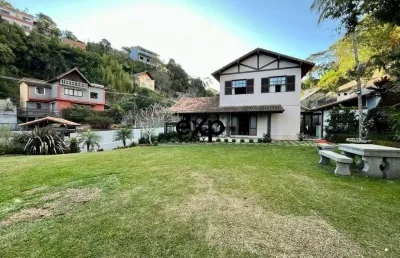 Casa com 4 quartos à venda na oscar josé da silva, 20, pimenteiras, teresópolis por r$ 1.450.000