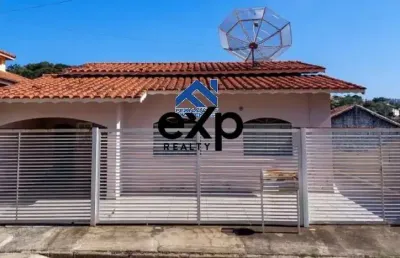 Casa com 4 quartos à venda na artur molon, 124, jardim alvorada, piracaia por r$ 600.000