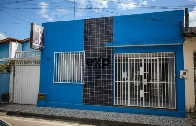 Casa com 3 quartos à venda na rua primeiro de março, 56, centro, valença por r$ 750.000