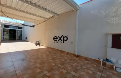 Casa com 2 quartos à venda na rosilene batista de abreu, 65, quississana, são josé dos pinhais por r$ 319.000