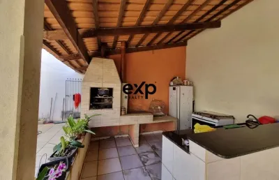 Casa com 4 quartos à venda na 15 de novembro, 80, loteamento brasiliense, catalão por r$ 350.000