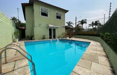 Casa com 4 quartos à venda na Rua Prefeito Paulo Figueira Júnior, 175, Enseada, Guarujá