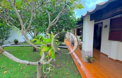 Casa jardim virginia, amplo jardim, piscina e churrasqueira